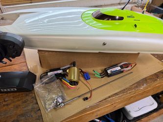 Proboat miss geico 29inch Rc boat and parts