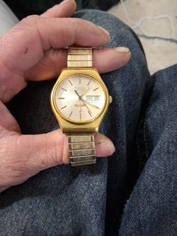 Bulova accutron 1970 vermeil braclet