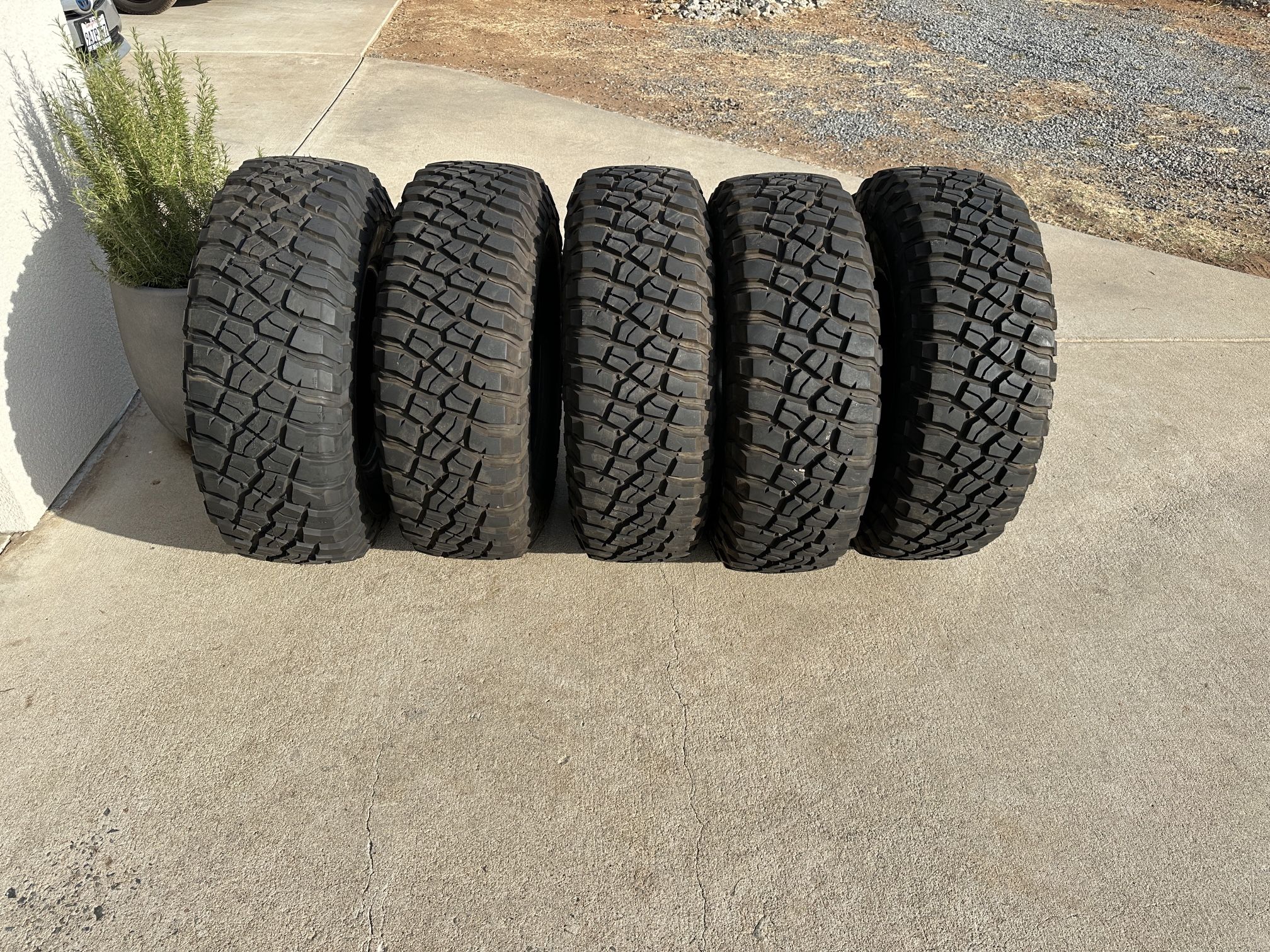 BFG KM3 37x12.5x18