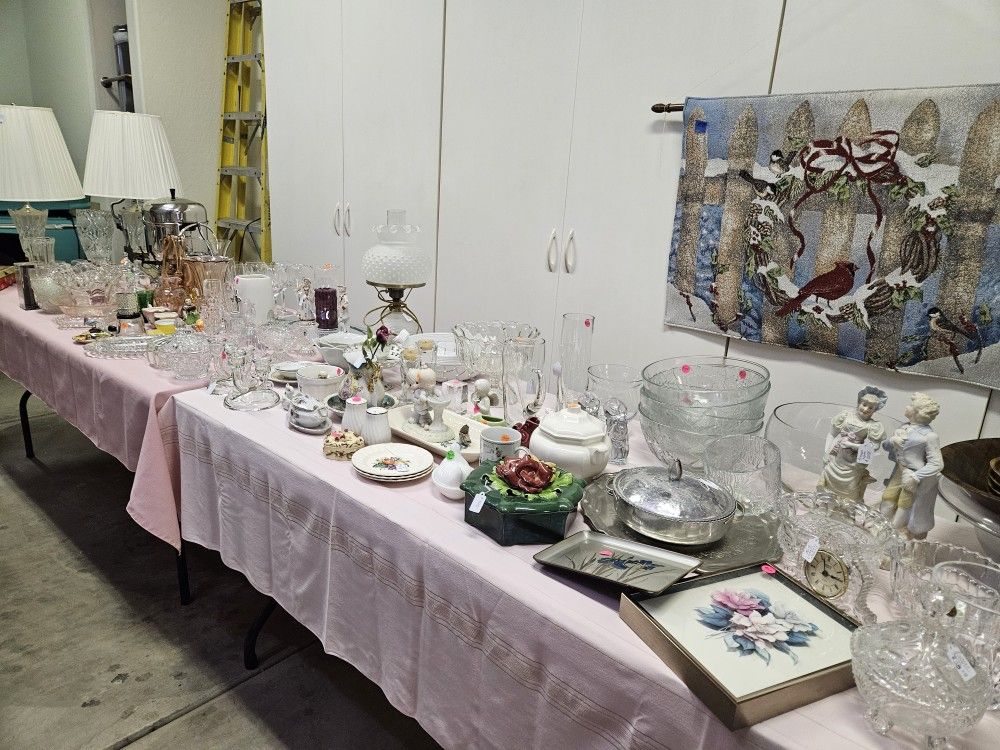 Estate Sale Oct 18th 7:00-2:00