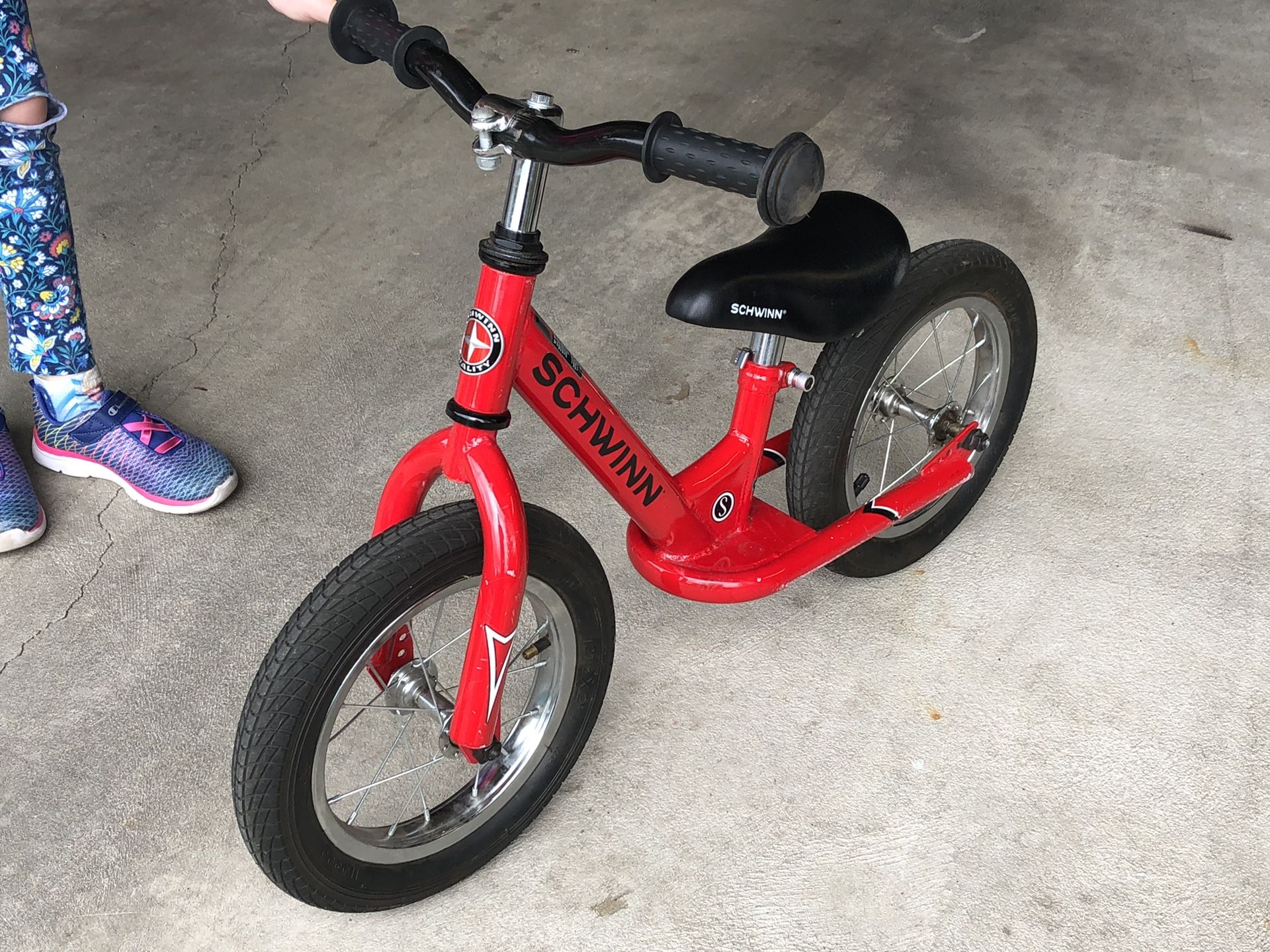 Balance bike schwinn new arrivals