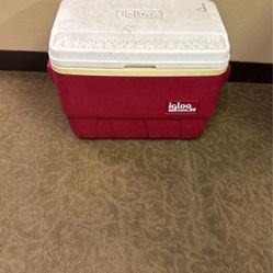 Igloo Ice Chest Cooler 
