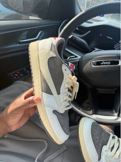 Travis Scott mocha Jordan 1