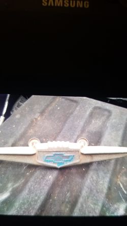 1949-1951 chevy woody emblem