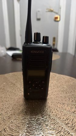Kenwood NX-3300-ISCK2 UHF 400-520 MHz Intrinsically Safe