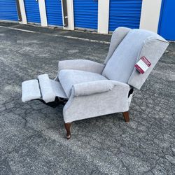 LAZYBOY PUSH BACK RECLINER CHAIR