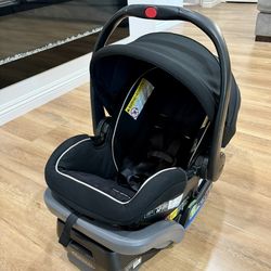 Graco Infant Car Seat