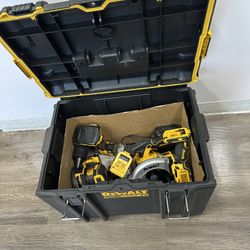 Dewalt 6pc Tool Set W/Case
