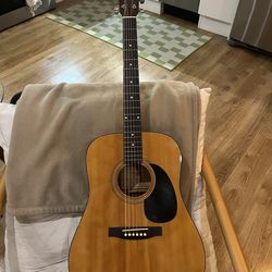 Acoustic Guitar - Regal Mo. DR5