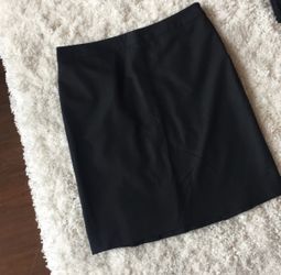 Ann Taylor LOFT Black Pleated Skirt