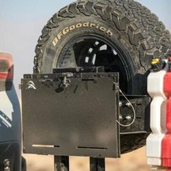 Rigid Armor Swing-out Carrier Fold Out Table