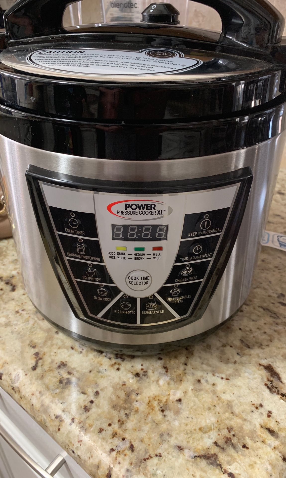 Power Pressure Cooker XL - Instant Pots bigger and better competition