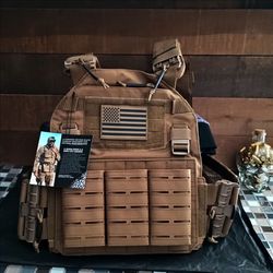 New Bolo Defense V1 Plate Carrier, Tan