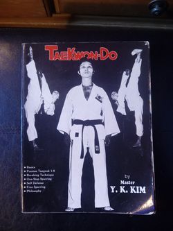 1984 TAEKWON-DO book by MASTER Y.K. KIM