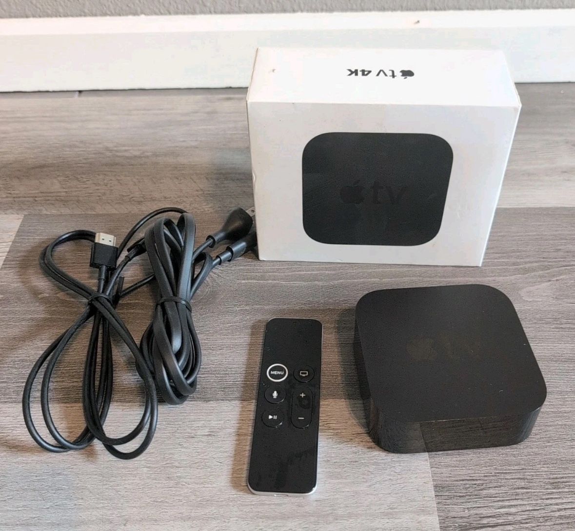 Apple TV 4K 32 GB 1st Gen