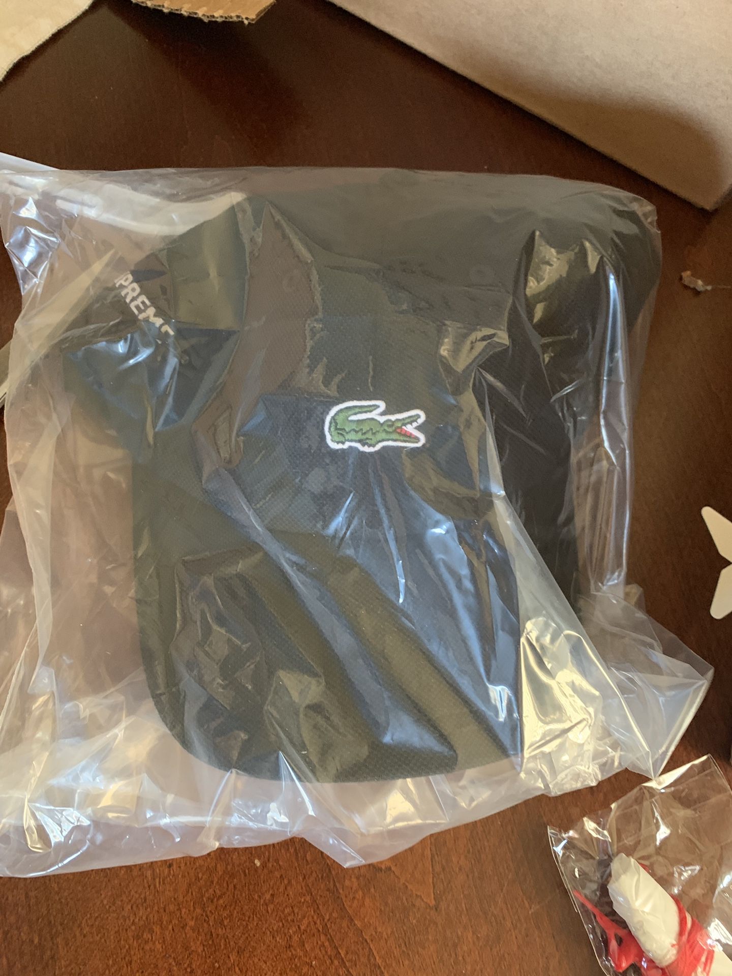 Supreme Lacoste hat