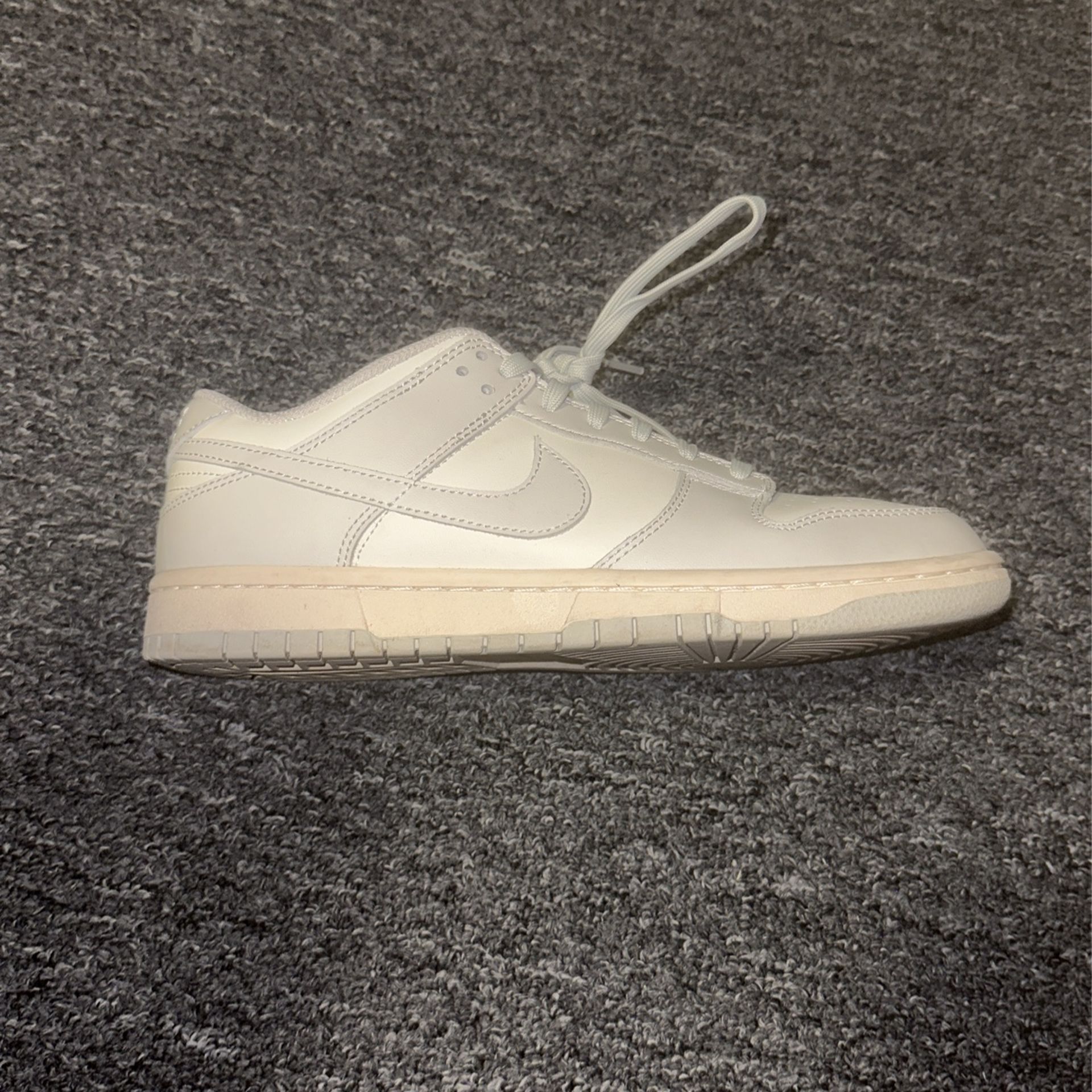 Nike Low Dunks Light Gray 