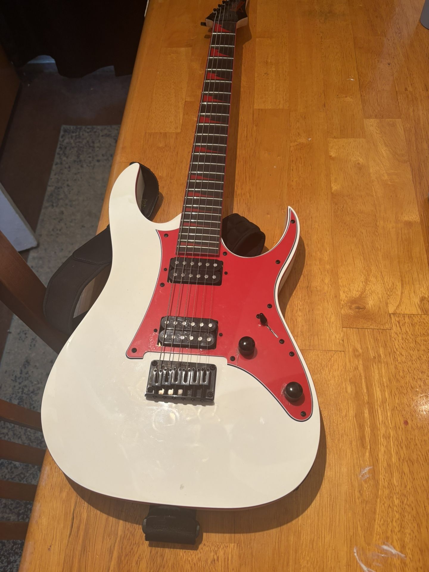 Guitar 