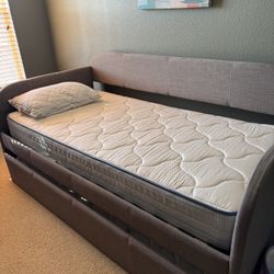 Twin Size Trundle Beds – Space-Saving Comfort & Style