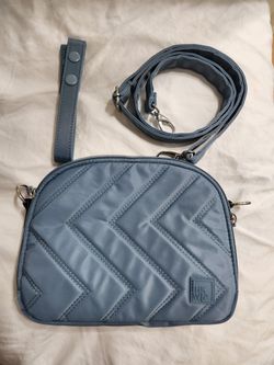 IHKWIP The Zig Zag Convertible Crossbody with Top Handle
