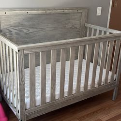 Crib And Mattress 