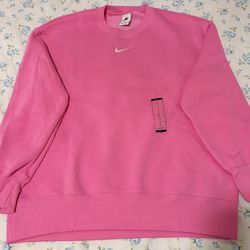 Women’s Oversized Nike Sweatshirt 