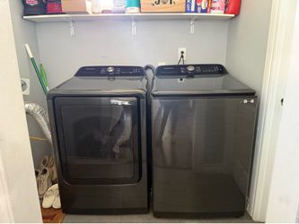 Samsung Dryer GAS with gas line and vent on included