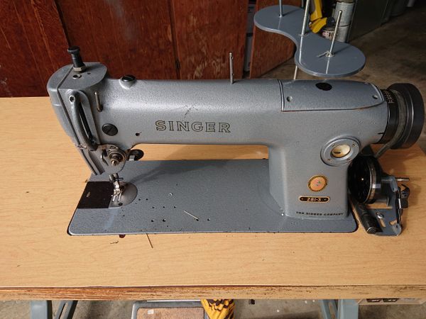 SINGER 281-3 INDUSTRIAL PROFESSIONAL SEWING MACHINE TABLE LEATHER HIGH