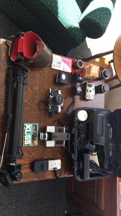 Vintage Cameras / camera equipment