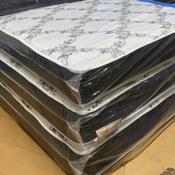 Venta King & Queen Mattress 
Moving Out Sale!.🆓🏠 🚚.COD