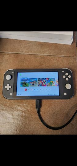2 Nintendo Switch Elite + games