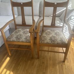 2 Chairs With Arms & Upholstered Seats