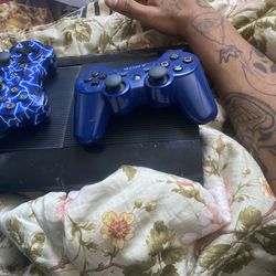 PS3 Disc Slider , (two controllersfree) (3 games free)