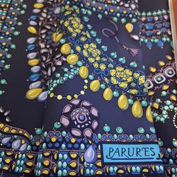 Hermes Padures Des Maharaja Silk Scarf