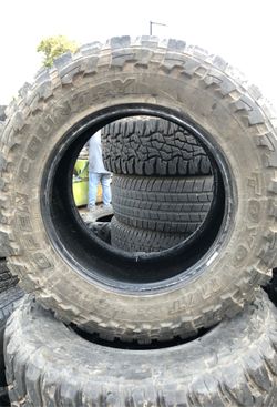 33X12.50R18 TOYO