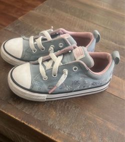 Girls blue pink converse sneakers shoes