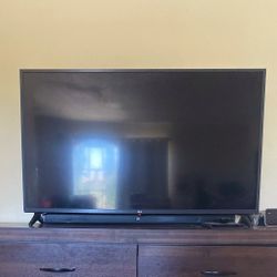 50 Inches TV LG Brand