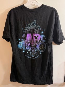 Disneyland Medium AP Days 2017 Main Street Electrical Parade Shirt