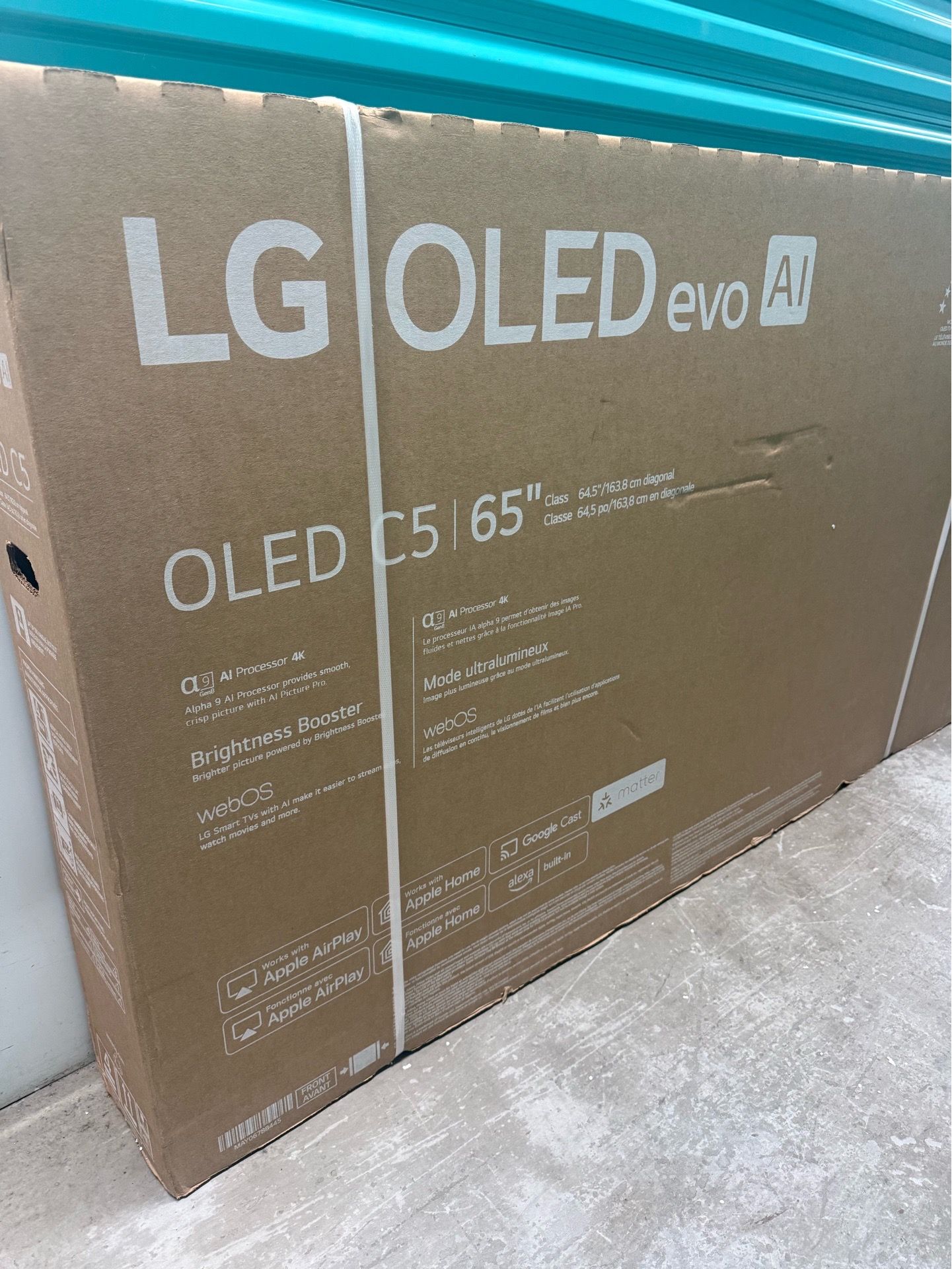 LG OLED 65” C5 MODEL BRAND NEW SEALED IN BOX! PRICE FIRM! DELIVERY AVAILABLE !