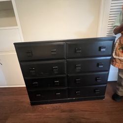 Black Chest Of Drawers