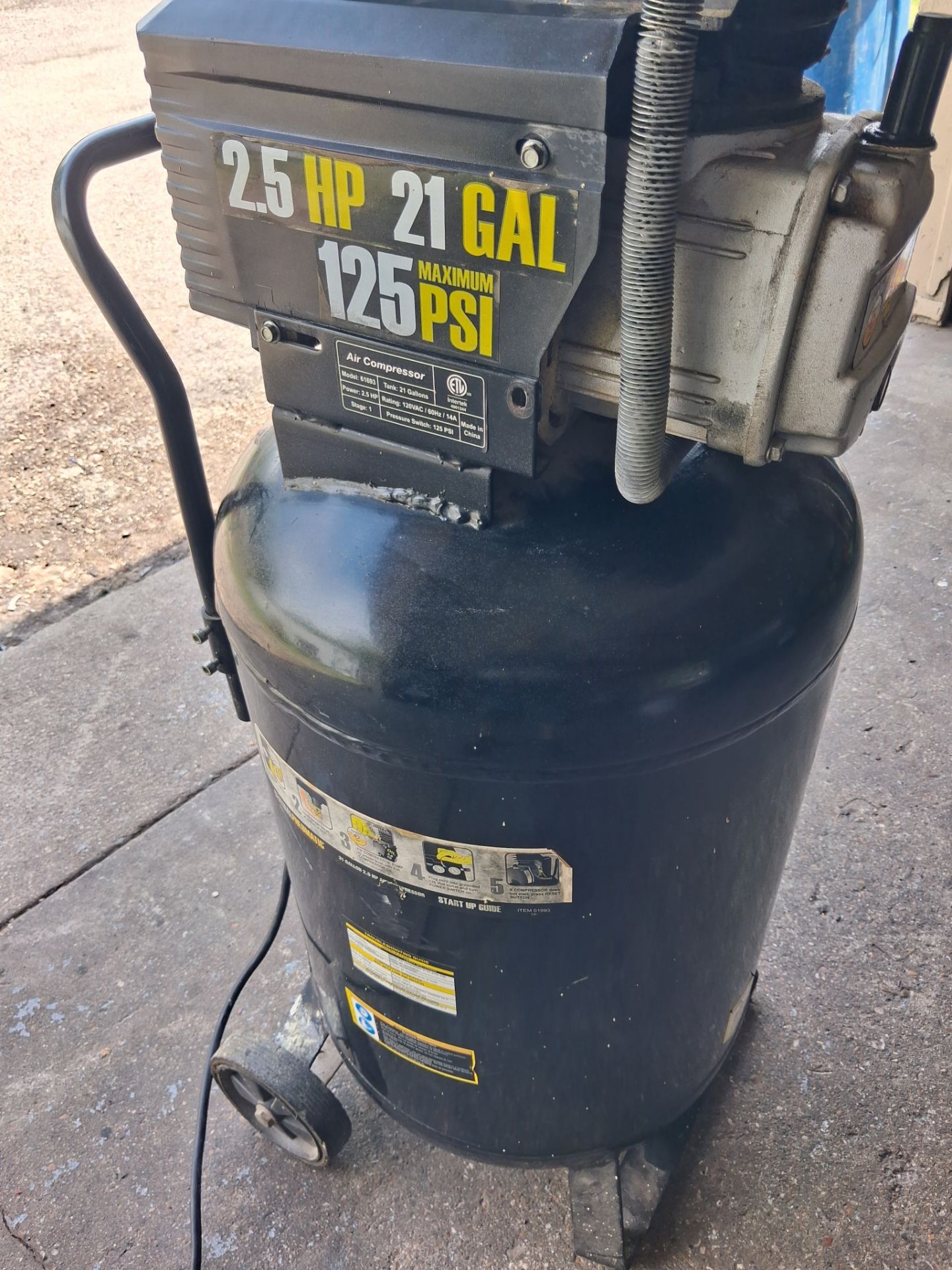 Air compressor