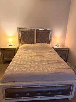 Full size bed with box and mattress (