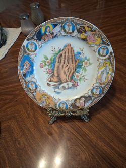 10" Praying Hands Porcelain Plate
