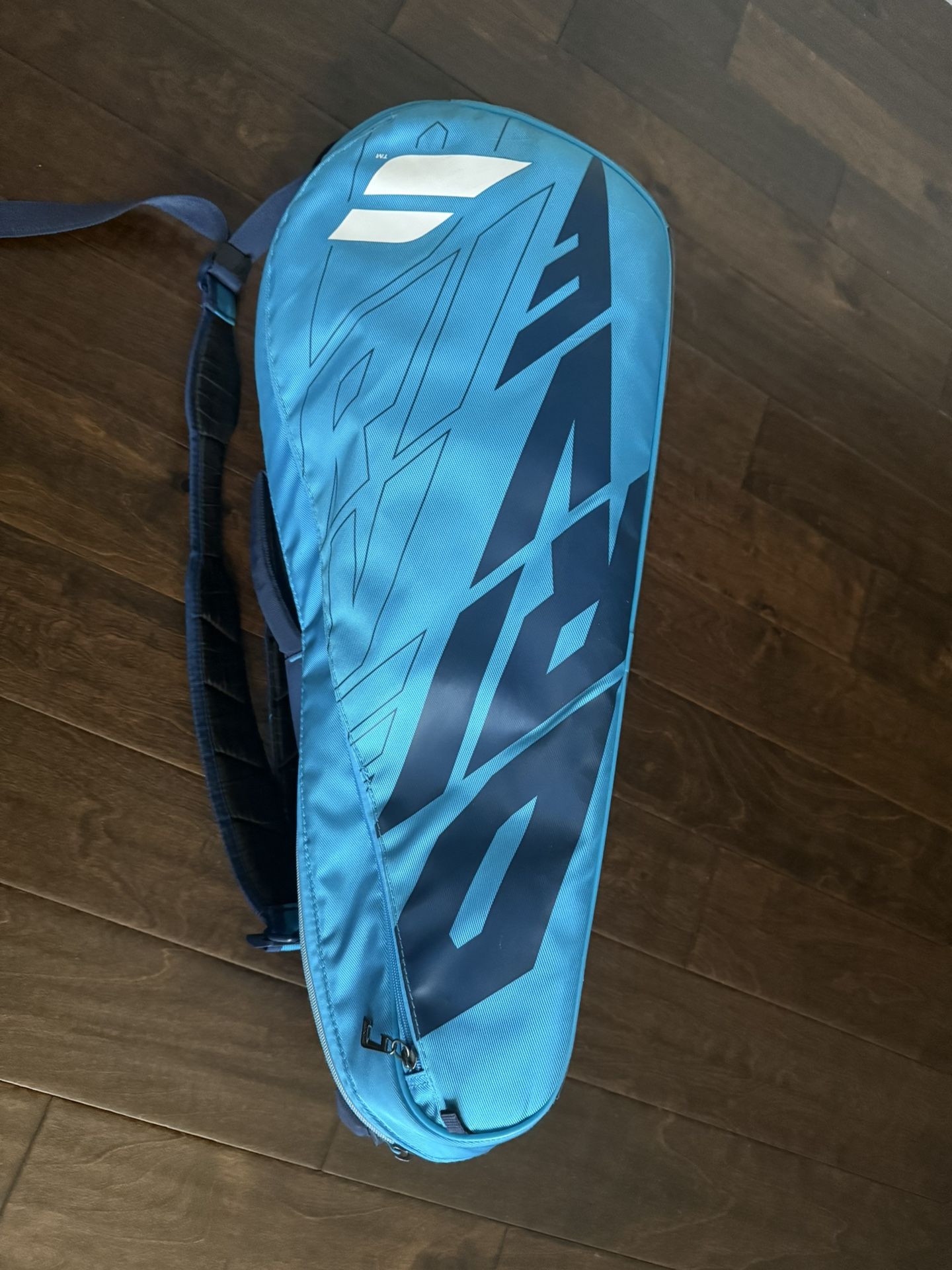 Babolat 6 Racket Tennis Bag - Good Condition- Used