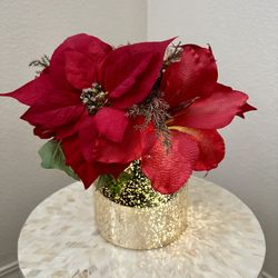 Poinsettia Flower Arrangement 