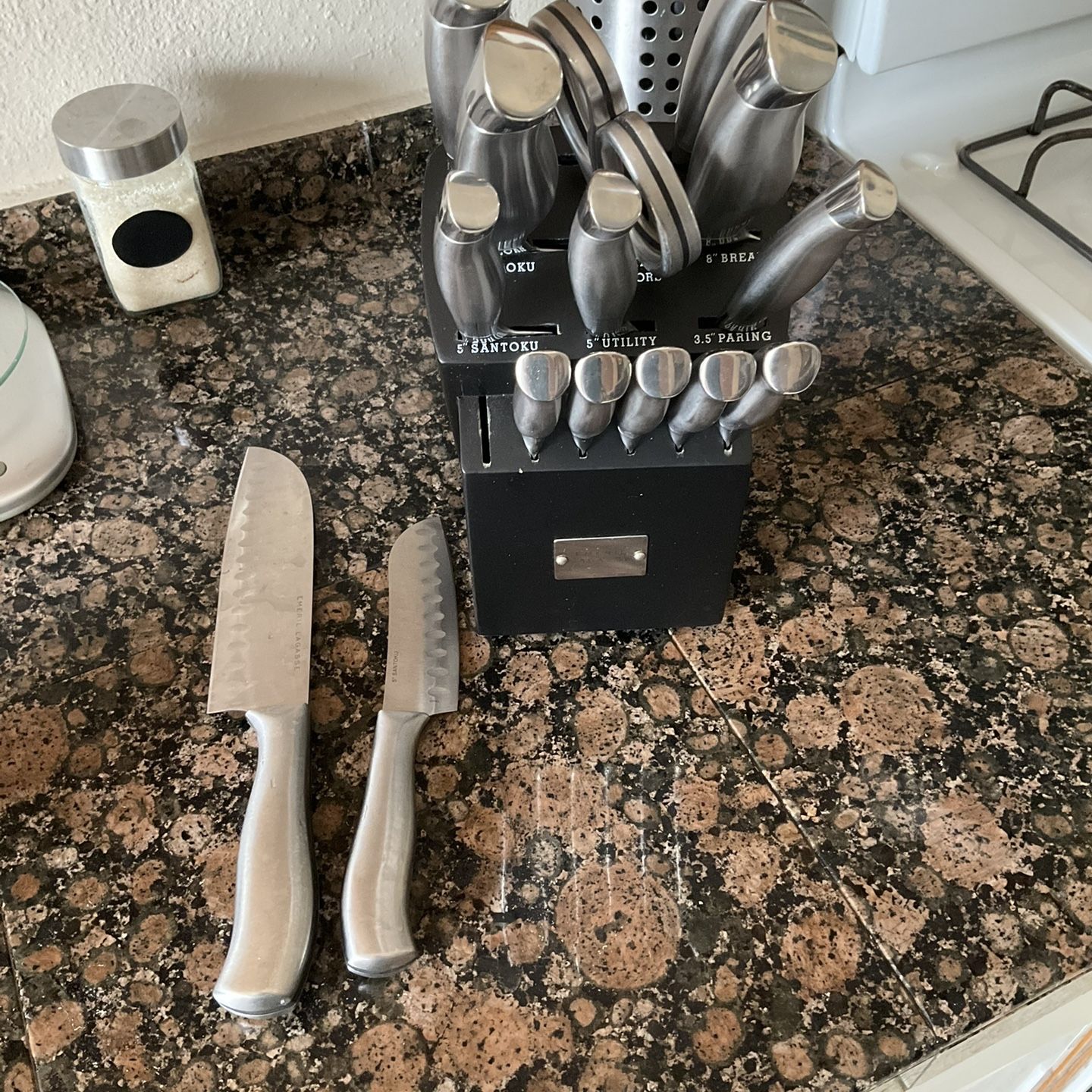 Emeril Lagasse 14 Knives and Farberware Scissor for Sale in Chula