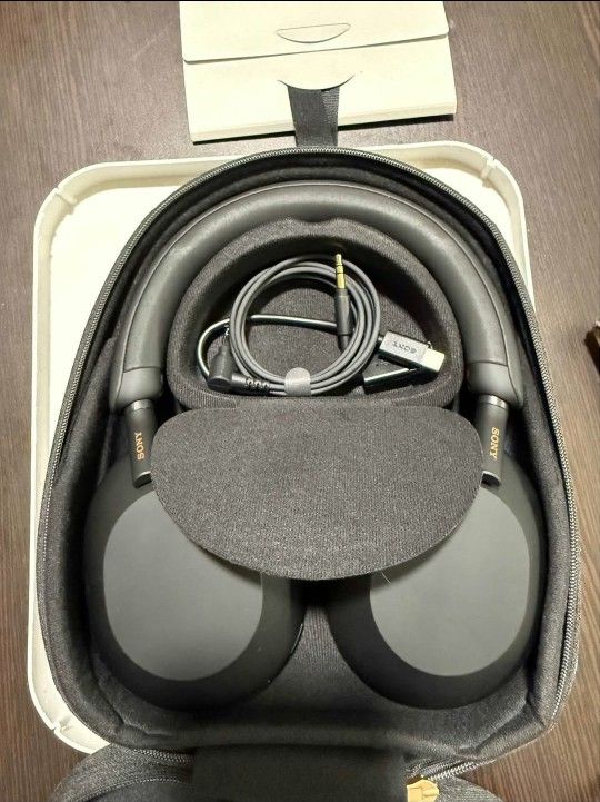 Sony WH-1000XM5 Headphones
