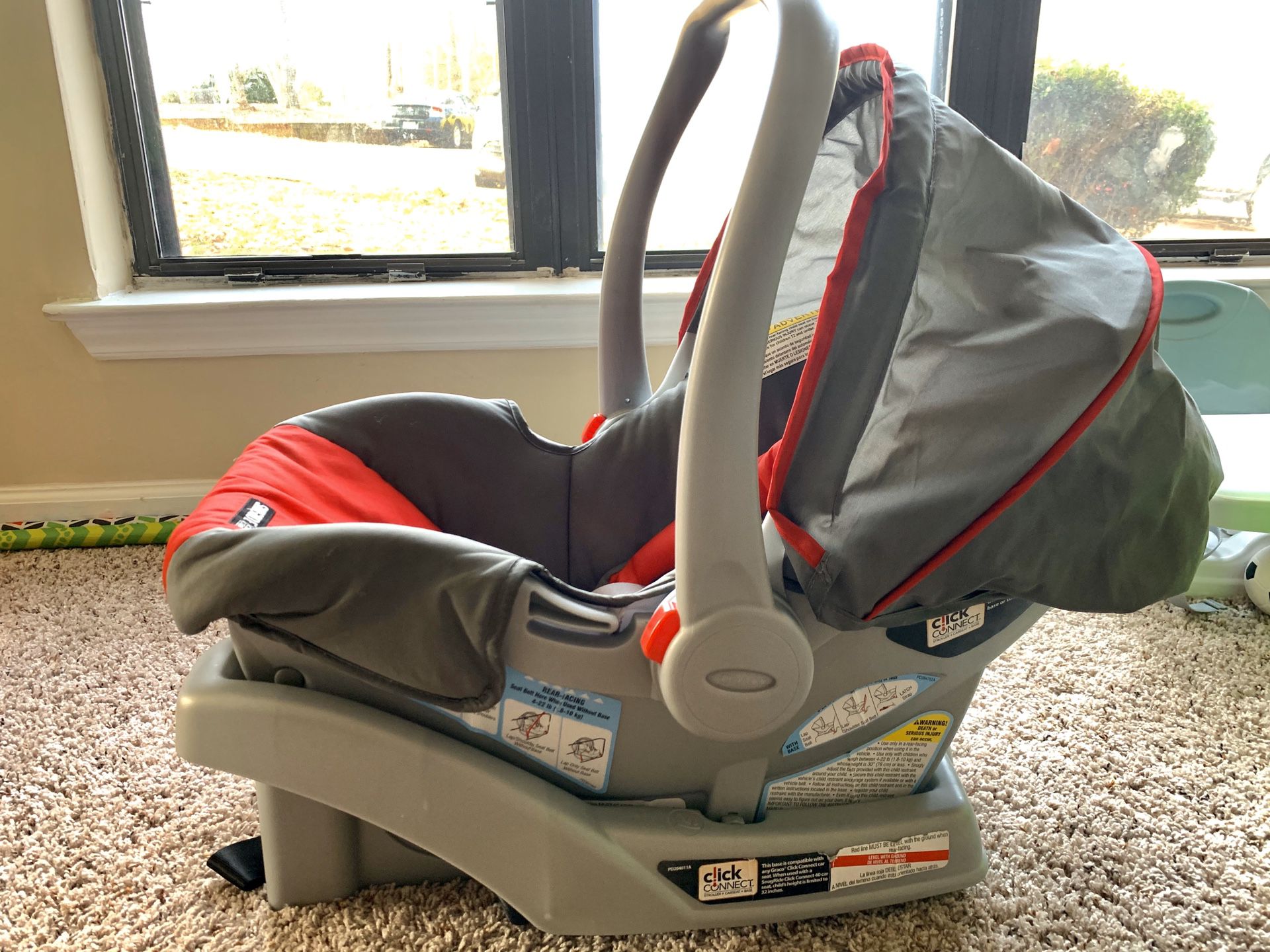 Graco SnugRide Click Connect Infant Car Seat with Base