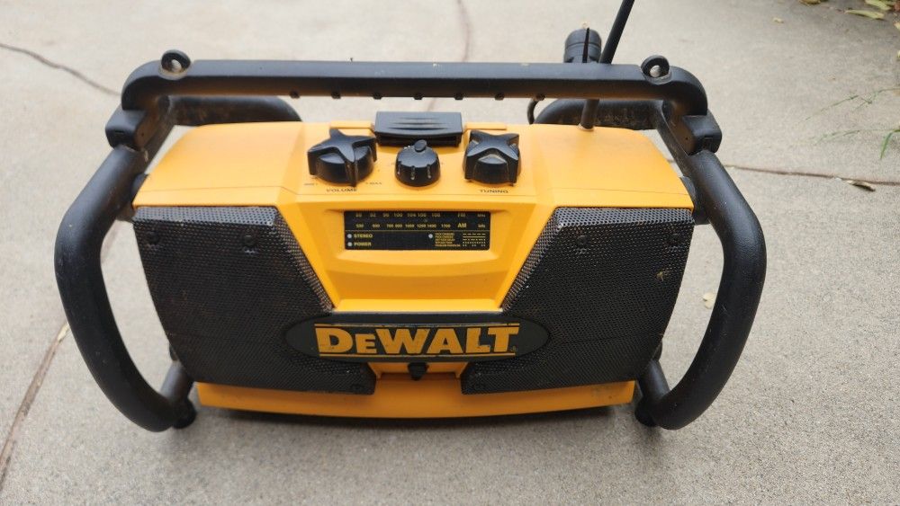 Dewalt Radio/Charger
