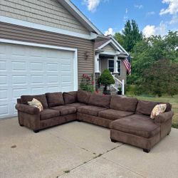 Brown Sectional Couch 